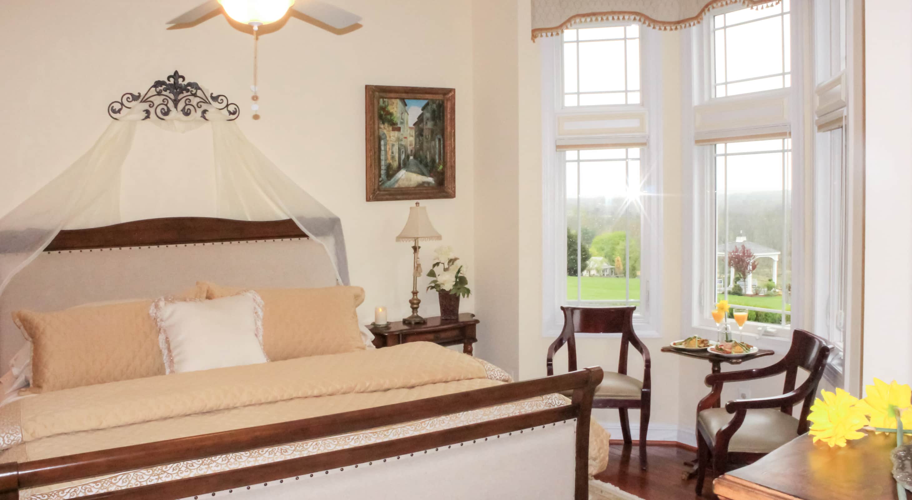 Northern Virginia lodging room bed and view of the grounds