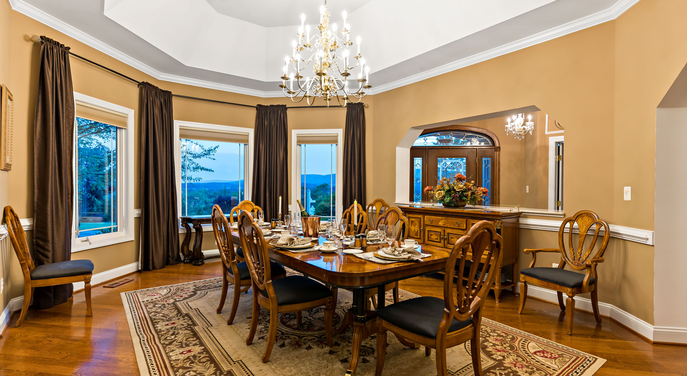 formal dining room at our Northern Virginia vacation rental